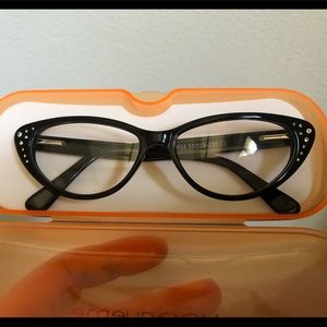 Eyeglass frames. New, unused.